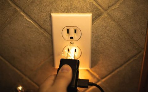 Is it dangerous if an electric outlet stopped working? What not to do and when to call a pro.