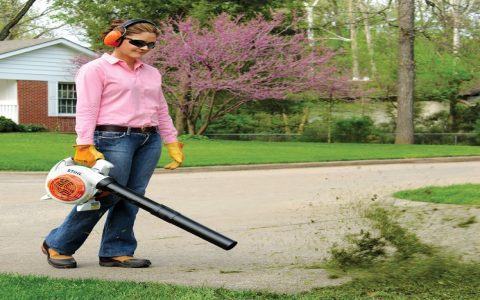 Got serious yard flooding who to call to fix it? Find reliable professionals with these easy tips.