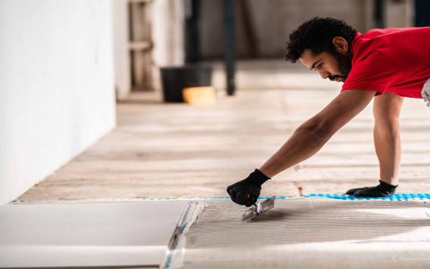 How long for grout to cure properly? Get the simple answer so your tile job lasts.