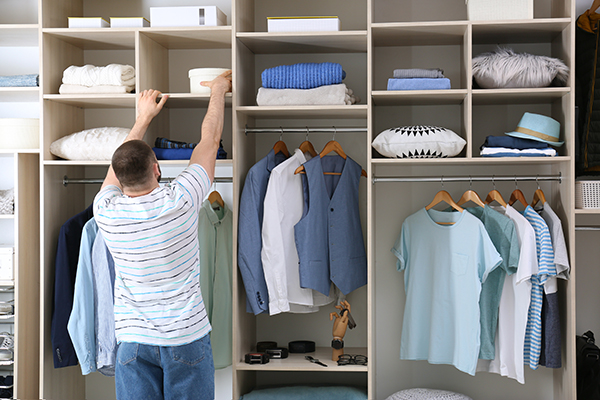 Why is average closet rod height important? Get it right to maximize your closet space now!